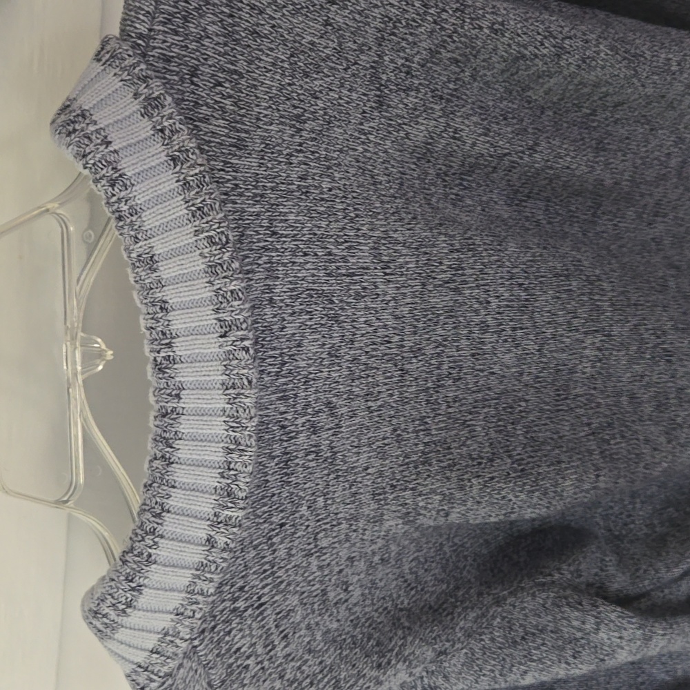 Eddie Bauer long sleeve sweater - Picture 7 of 8